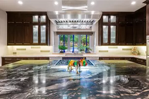 10989 Crooked Creek Dr, Dallas, TX 75229 - Photo 11