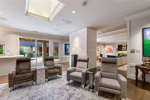 10989 Crooked Creek Dr, Dallas, TX 75229 - Photo 25