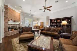 1917 Elmwood Ave, Corsicana, TX 75110 - Photo 5