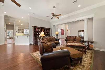 1917 Elmwood Avenue, Corsicana, TX 75110 - Photo 5