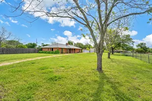 112 Hcr 2117, Whitney, TX 76692 - Photo 33