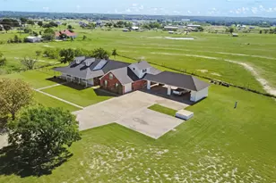 734 Young Bend Rd, Brock, TX 76087 - Photo 3