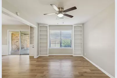 805 La Salle Drive, Sherman, TX 75090 - Photo 3