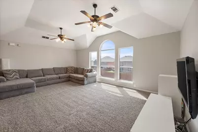 2815 S Serrano, Grand Prairie, TX 75054 - Photo 21