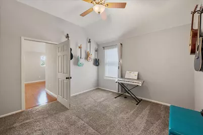 2815 S Serrano, Grand Prairie, TX 75054 - Photo 23