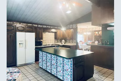 909 Overhill Drive, Bedford, TX 76022 - Photo 9