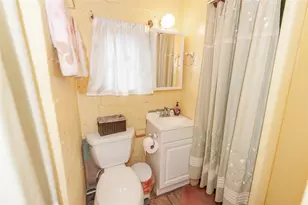 137 Center Loop, Whitney, TX 76692 - Photo 21