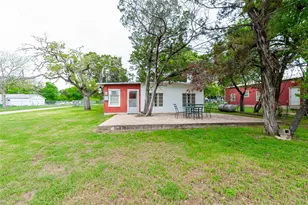 137 Center Loop, Whitney, TX 76692 - Photo 7