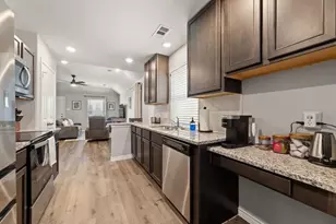 5521 Willamette Dr, Fort Worth, TX 76119 - Photo 5