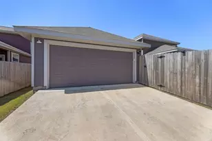 5521 Willamette Dr, Fort Worth, TX 76119 - Photo 13