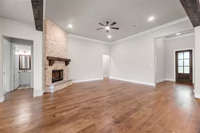 1010 Julian Drive, Van Alstyne, TX 75495 - Photo 13