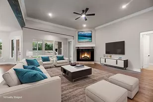 1010 Julian Dr, Van Alstyne, TX 75495 - Photo 9