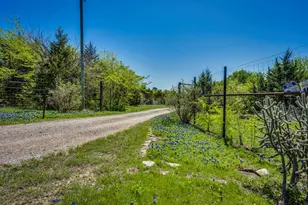 1601 N Oak Branch Rd, Waxahachie, TX 75167 - Photo 5