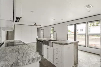 3606 Hilltop Road, Granbury, TX 76048 - Photo 9