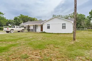 510 N Proctor St, Alvord, TX 76225 - Photo 17