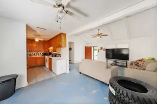 510 N Proctor St, Alvord, TX 76225 - Photo 9