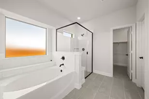 124 Red Fox Trl, Godley, TX 76044 - Photo 13