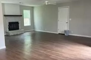 1503 Lands End St, Granbury, TX 76048 - Photo 5