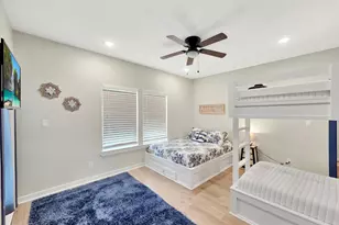1983 Royalville Ct, Port Bolivar, TX 77650 - Photo 17