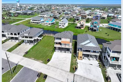 1983 Royalville Court, Port Bolivar, TX 77650 - Photo 33