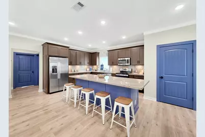 1983 Royalville Court, Port Bolivar, TX 77650 - Photo 13