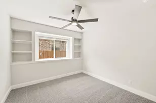 640 Pawprint Holw, Godley, TX 76044 - Photo 19