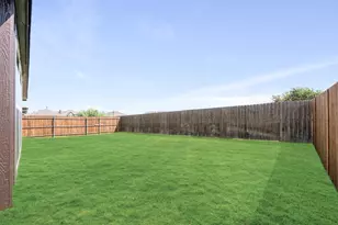 640 Pawprint Holw, Godley, TX 76044 - Photo 33