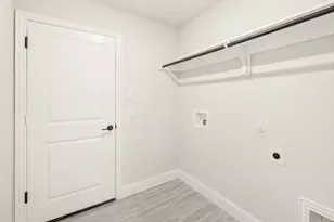 640 Pawprint Holw, Godley, TX 76044 - Photo 23