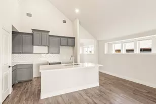 640 Pawprint Holw, Godley, TX 76044 - Photo 9