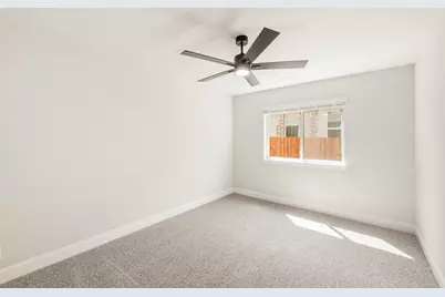 640 Pawprint Hollow, Godley, TX 76044 - Photo 21