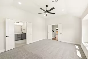 640 Pawprint Holw, Godley, TX 76044 - Photo 15