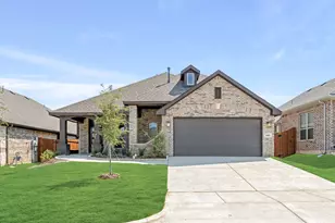 640 Pawprint Holw, Godley, TX 76044 - Photo 1