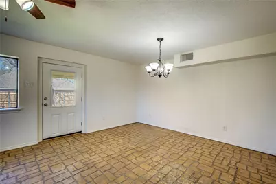 1414 Walworth Street, Greenville, TX 75401 - Photo 17