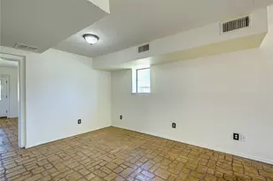 1414 Walworth St, Greenville, TX 75401 - Photo 19