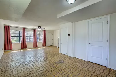 1414 Walworth Street, Greenville, TX 75401 - Photo 9