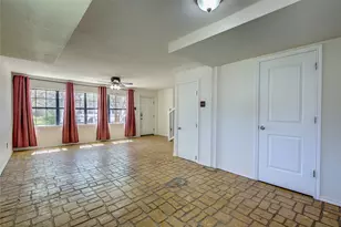 1414 Walworth St, Greenville, TX 75401 - Photo 9