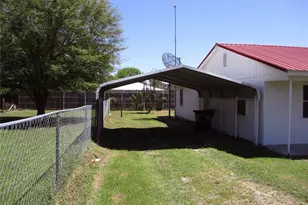 291 Skyline Dr, Emory, TX 75440 - Photo 3