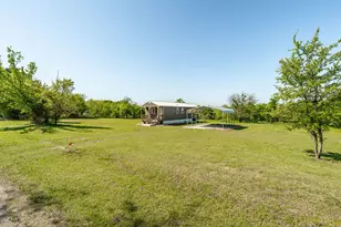 412 S Broadway St, Meridian, TX 76665 - Photo 21