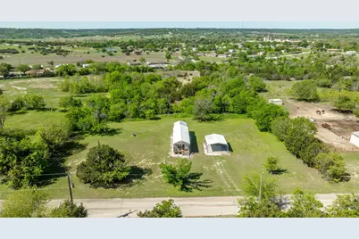 412 S Broadway Street, Meridian, TX 76665 - Photo 5