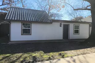 512 Irby Ln, Irving, TX 75061 - Photo 1