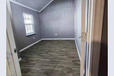 512 Irby Lane, Irving, TX 75061 - Photo 11