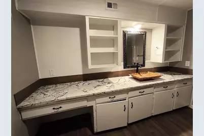 512 Irby Lane, Irving, TX 75061 - Photo 15