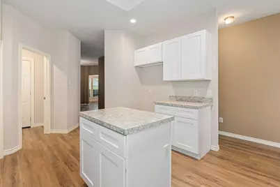 5013 Royal Burgess Drive, Fort Worth, TX 76135 - Photo 13