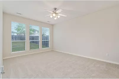 5013 Royal Burgess Drive, Fort Worth, TX 76135 - Photo 15