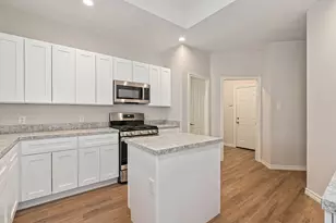 5013 Royal Burgess Dr, Fort Worth, TX 76135 - Photo 11