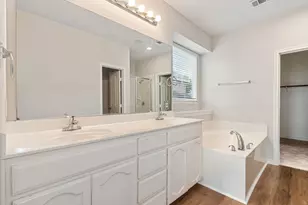 5013 Royal Burgess Dr, Fort Worth, TX 76135 - Photo 17