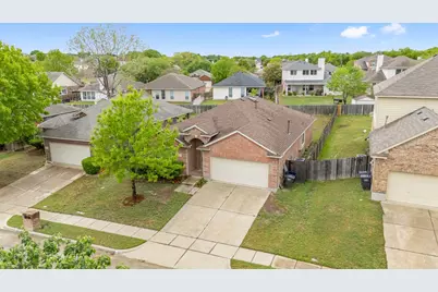 5013 Royal Burgess Drive, Fort Worth, TX 76135 - Photo 27