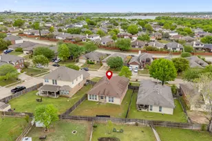 5013 Royal Burgess Dr, Fort Worth, TX 76135 - Photo 29