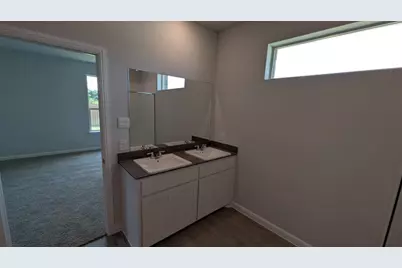 1000 Traction Trail, Cleburne, TX 76031 - Photo 7