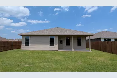 1000 Traction Trail, Cleburne, TX 76031 - Photo 15